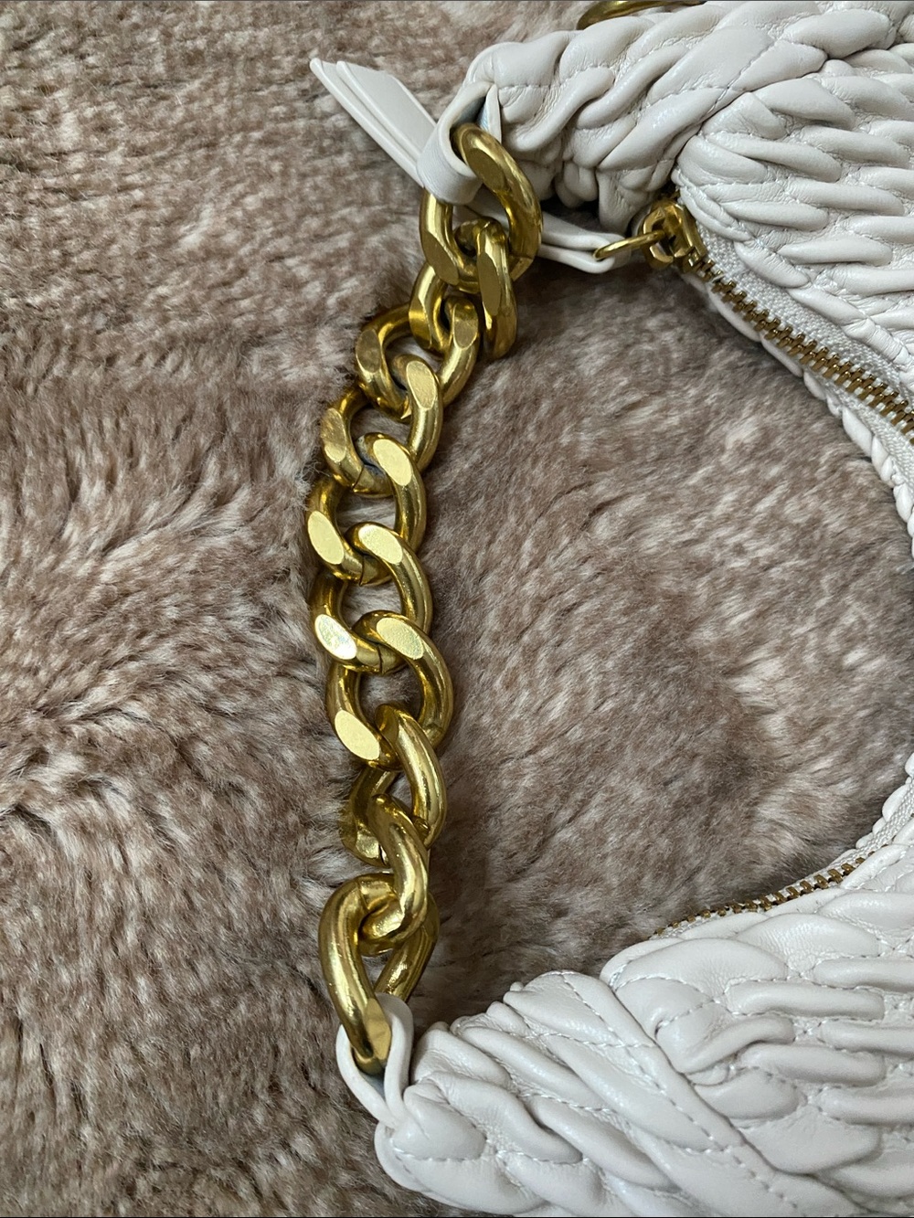 Rachel Zoe White Woven Crescent Shoulder Bag with Gold Chain Handle - Picture 6 of 9